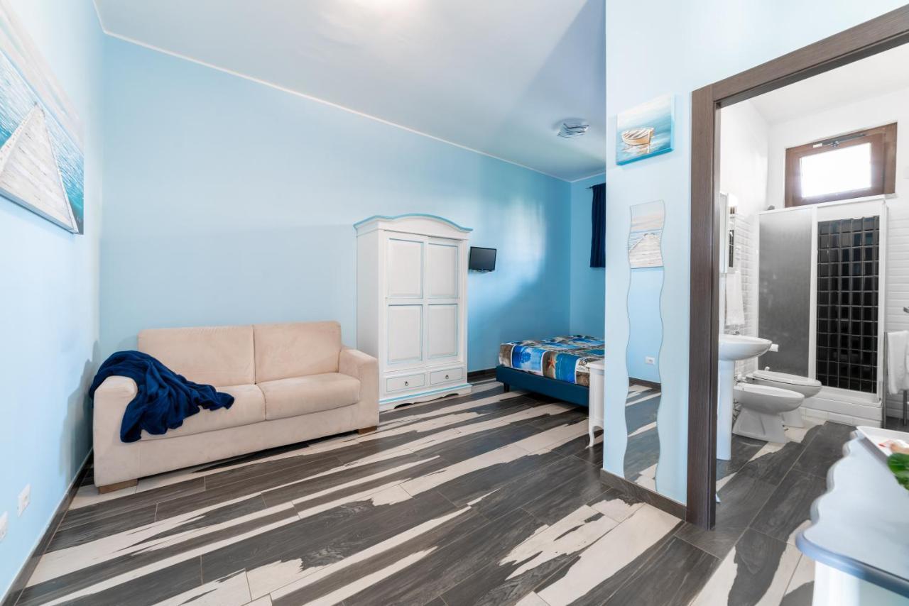 Myricae Rooms Affittacamere No Late Arrival 菲乌米奇诺 外观 照片