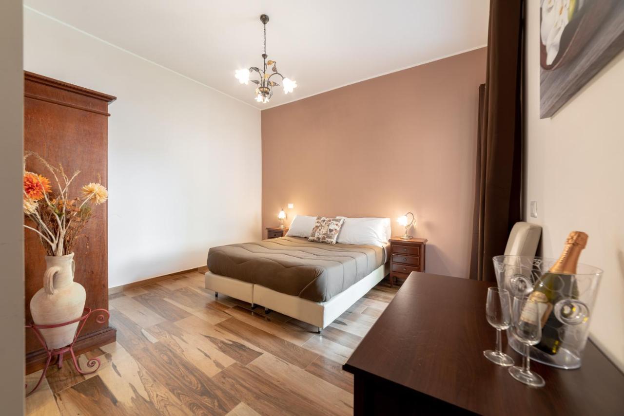 Myricae Rooms Affittacamere No Late Arrival 菲乌米奇诺 外观 照片